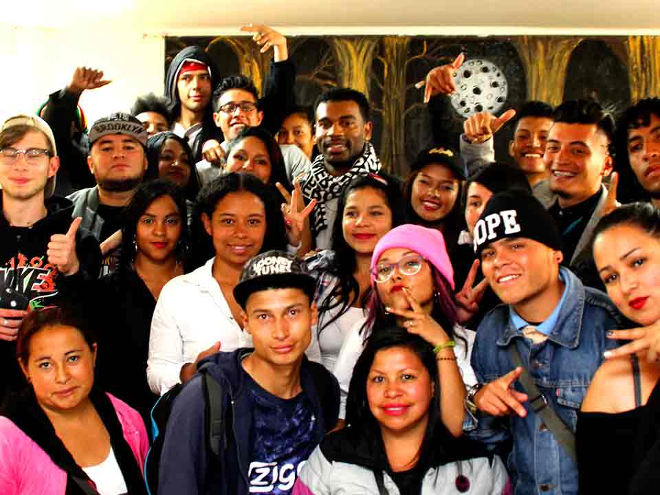 Tostao con jóvenes IDIPRON