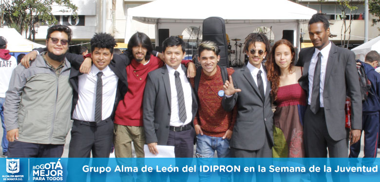 jóvenes grupo alma de león en la semana de la juventud